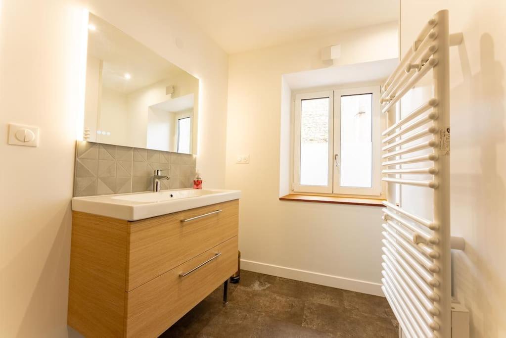 Le « Victor Hugo » Valence Centre Apartment ภายนอก รูปภาพ