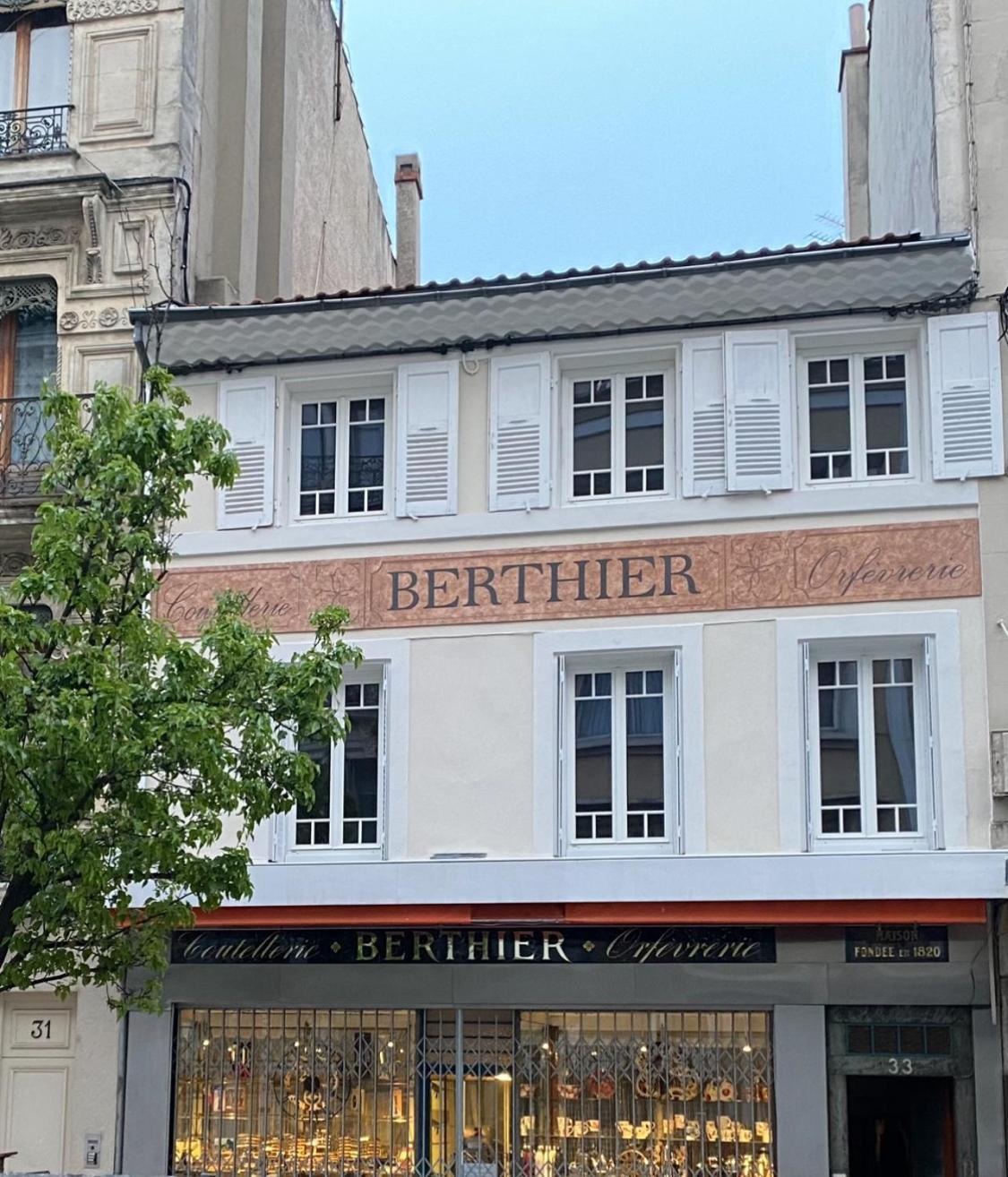 Le « Victor Hugo » Valence Centre Apartment ภายนอก รูปภาพ